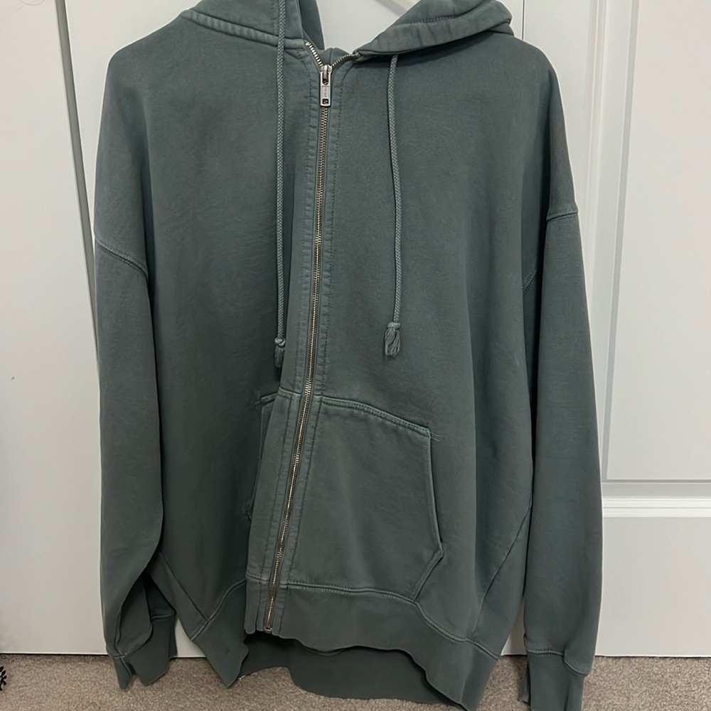 brandy melville zip up